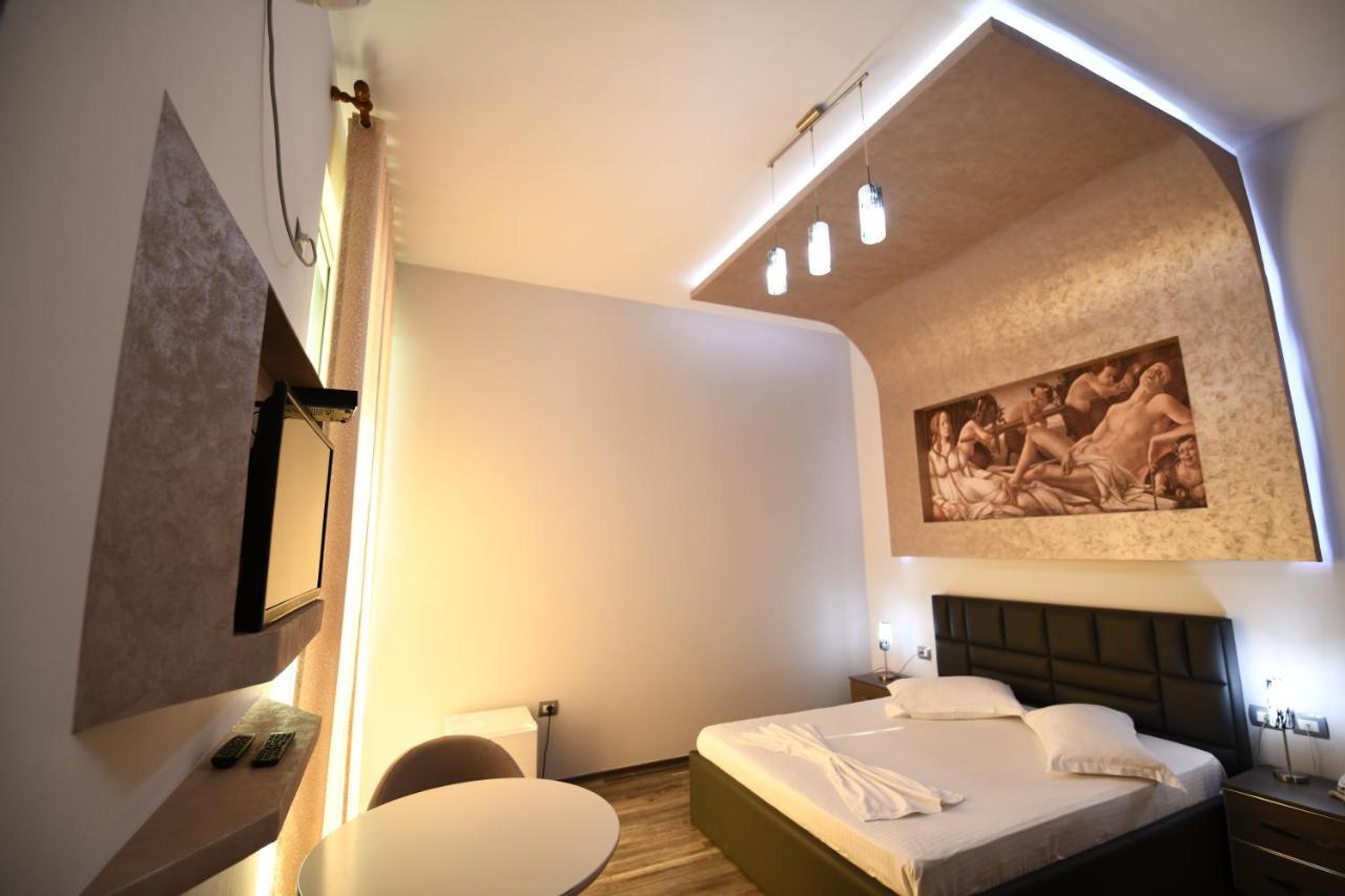 Prince Of Lake Hotel Canaj Екстериор снимка