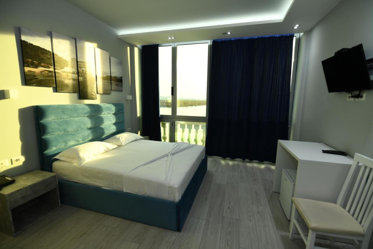 Prince Of Lake Hotel Canaj Екстериор снимка